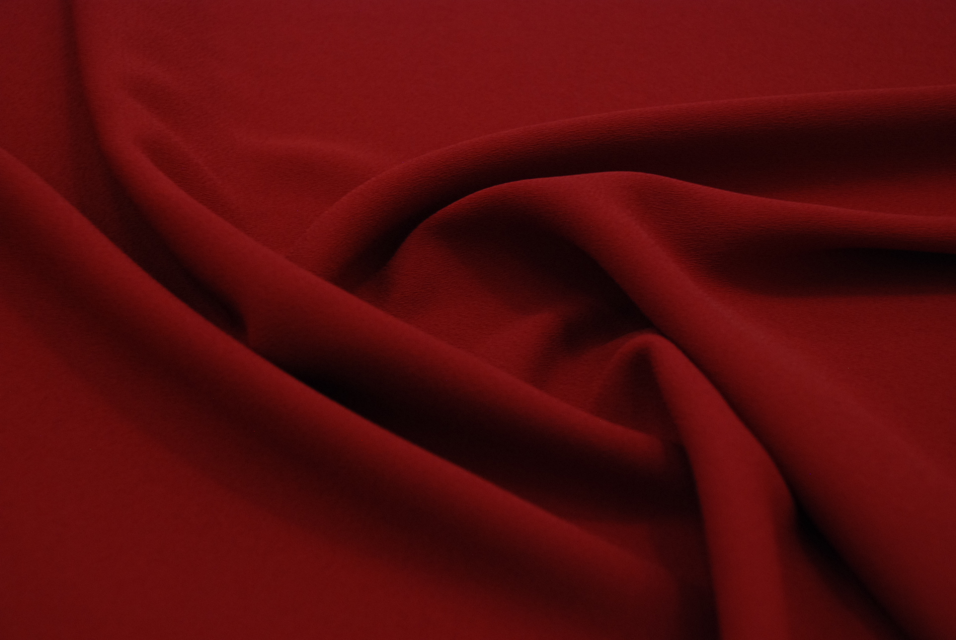 Материал c 6. Красный шелк. Бордовый шелк. Тёмно красный шёлк. Карминовый шелк.